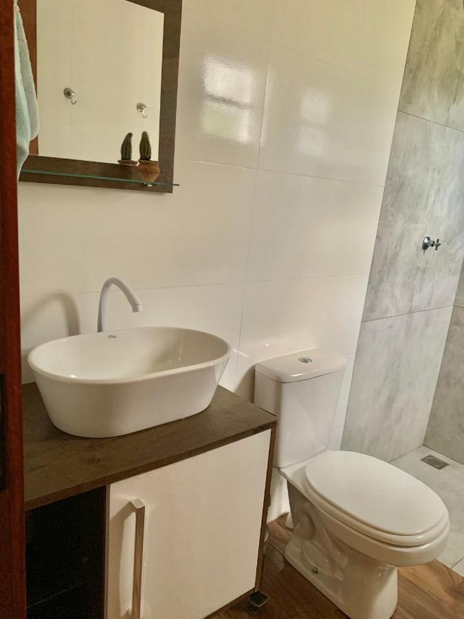 Chale Com Jacuzzi Vista Do Lago Alexania Экстерьер фото