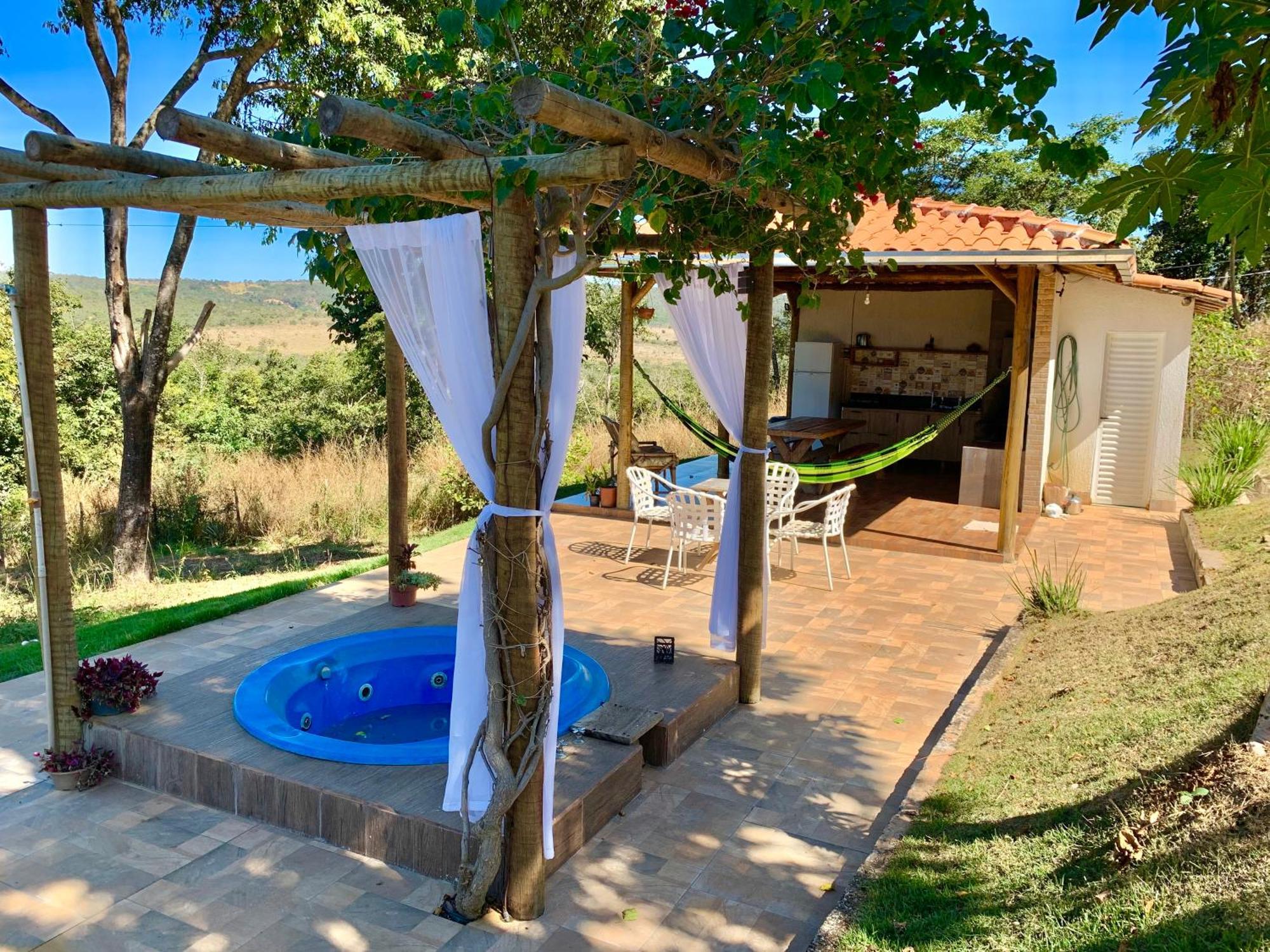 Chale Com Jacuzzi Vista Do Lago Alexania Экстерьер фото